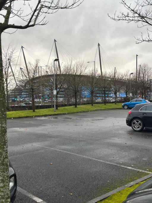 Etihad Fc 2Br Apartment With Water View Manchester Eksteriør bilde