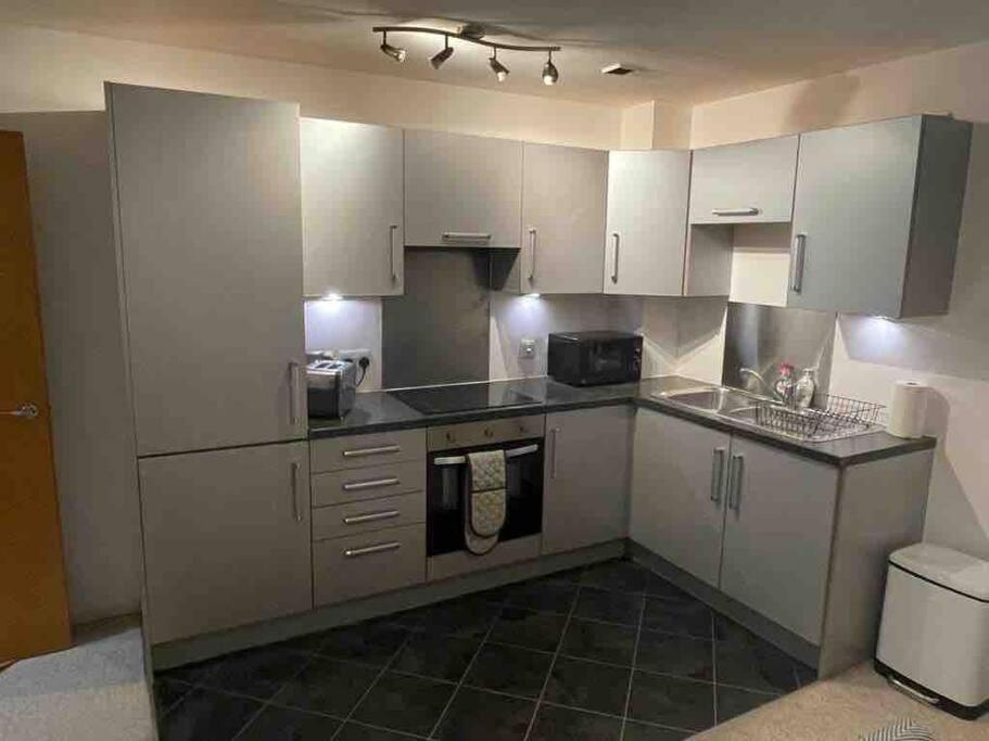 Etihad Fc 2Br Apartment With Water View Manchester Eksteriør bilde